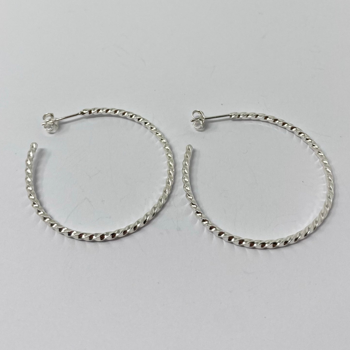 Dainty Twist Hoops - Large